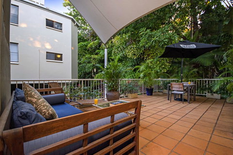 Port Douglas Apartments - Adults Only Oasis - New South Wales Tourism  34