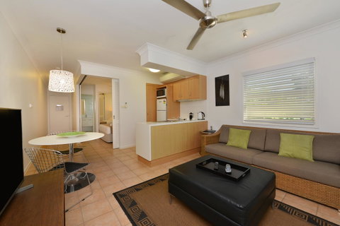 Port Douglas Apartments - Adults Only Oasis - New South Wales Tourism  7