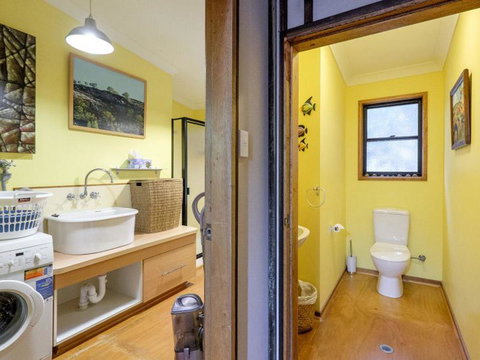 Five Bimba (Tractor House) - New South Wales Tourism  15