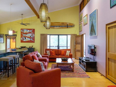 Five Bimba (Tractor House) - New South Wales Tourism  2