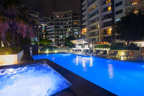 Trilogy Surfers Paradise - New South Wales Tourism  6
