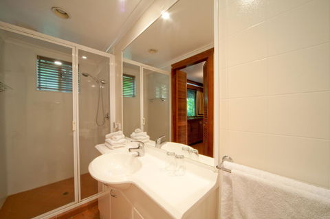 Whitsunday Moorings B&B - New South Wales Tourism  11