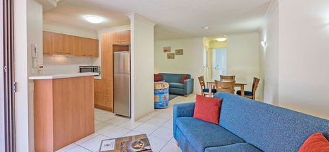 Burleigh On The Beach - New South Wales Tourism  17