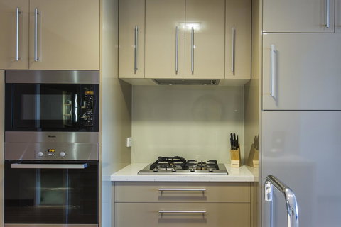 Boathouse Port Of Airlie - New South Wales Tourism  7