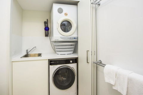 1 Bright Point Apartment 1504 - New South Wales Tourism  14