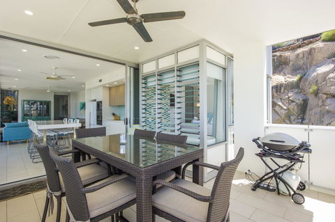 1 Bright Point Apartment 1504 - New South Wales Tourism  4