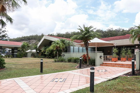 Salisbury Hotel Motel - New South Wales Tourism  0