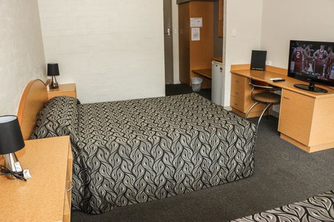 Salisbury Hotel Motel - New South Wales Tourism  9
