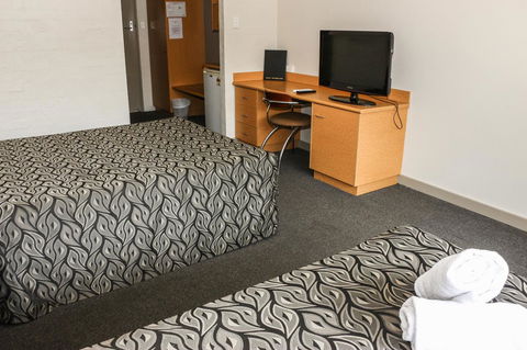 Salisbury Hotel Motel - New South Wales Tourism  16