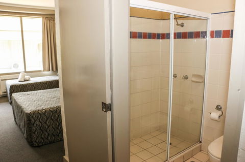 Salisbury Hotel Motel - New South Wales Tourism  13