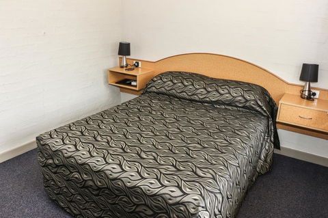 Salisbury Hotel Motel - New South Wales Tourism  22