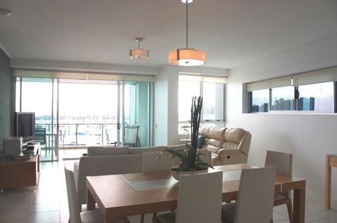 Private Seaview Apartment At Peninsula - Airlie Beach - New South Wales Tourism  7