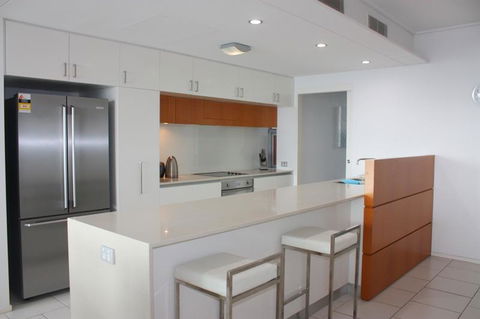 Private Seaview Apartment At Peninsula - Airlie Beach - New South Wales Tourism  8
