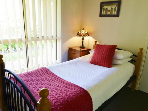 Apple Tree Cottage Montville - New South Wales Tourism  9