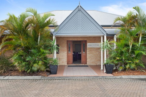 Coopers Colonial Motel - New South Wales Tourism  21
