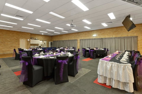 Coopers Colonial Motel - New South Wales Tourism  14