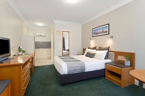 Coopers Colonial Motel - New South Wales Tourism  35
