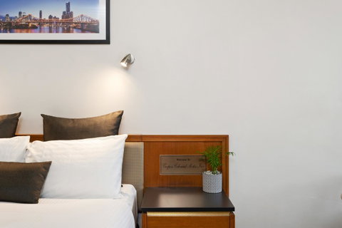 Coopers Colonial Motel - New South Wales Tourism  4