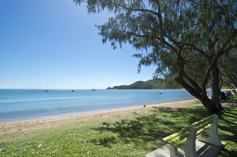 Maggies Beachfront Apartment 5 - New South Wales Tourism  6