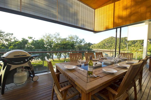 Maggies Beachfront Apartment 12 - New South Wales Tourism  9