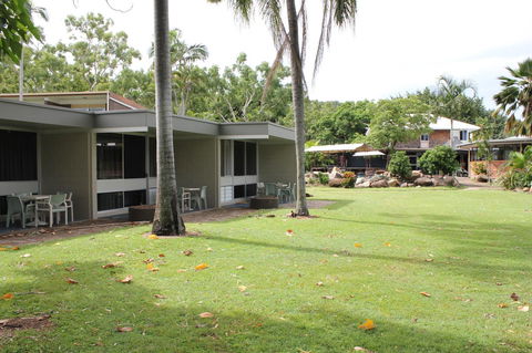 Arcadia Village Motel - New South Wales Tourism  7