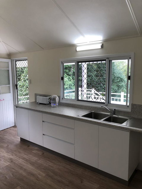 Daggoombah Holiday Home Magnetic Island - New South Wales Tourism  3