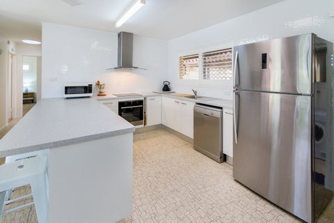 Lowset Sweetie, Central To Everything - Partridge St, Bongaree - New South Wales Tourism  18