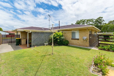 Lowset Sweetie, Central To Everything - Partridge St, Bongaree - New South Wales Tourism  12