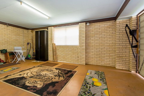 Lowset Sweetie, Central To Everything - Partridge St, Bongaree - New South Wales Tourism  15