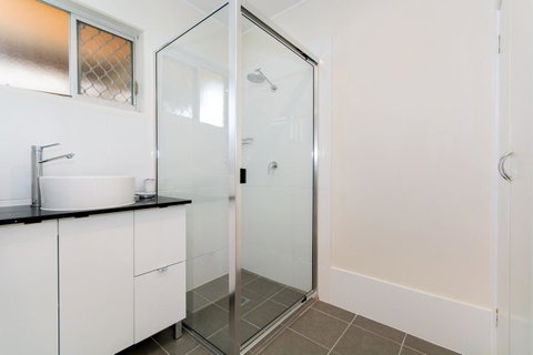 Lowset Sweetie, Central To Everything - Partridge St, Bongaree - New South Wales Tourism  11
