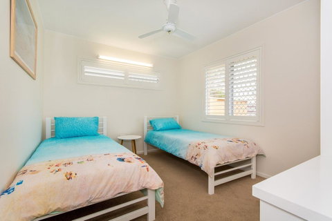 Lowset Sweetie, Central To Everything - Partridge St, Bongaree - New South Wales Tourism  7