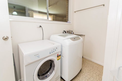 Lowset Sweetie, Central To Everything - Partridge St, Bongaree - New South Wales Tourism  10