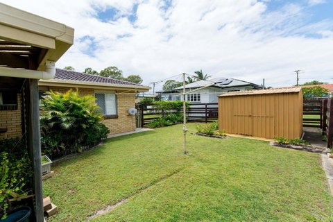 Lowset Sweetie, Central To Everything - Partridge St, Bongaree - New South Wales Tourism  4