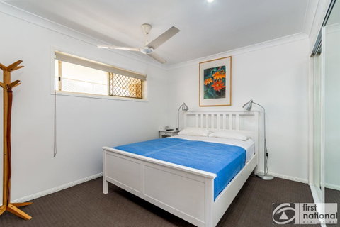 Immaculate Spacious Second Floor Unit Overlooking Pristine Parklands - New South Wales Tourism  8