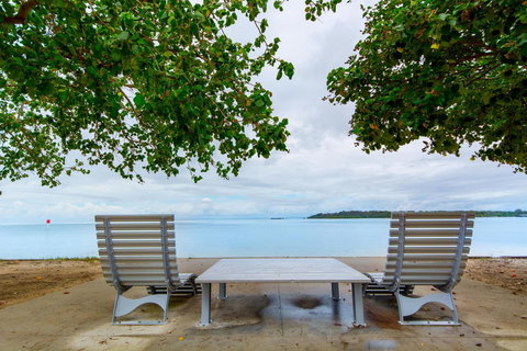 Lowset, Pet Friendly Cottage - Sunset Ave, Bongaree - New South Wales Tourism  5