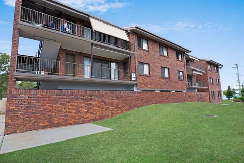 Waterviews,Pool, Wifi Its All Here !- Welsby Pde, Bongaree - New South Wales Tourism  19