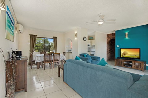 Waterviews,Pool, Wifi Its All Here !- Welsby Pde, Bongaree - New South Wales Tourism  22