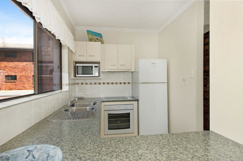 Waterviews,Pool, Wifi Its All Here !- Welsby Pde, Bongaree - New South Wales Tourism  5