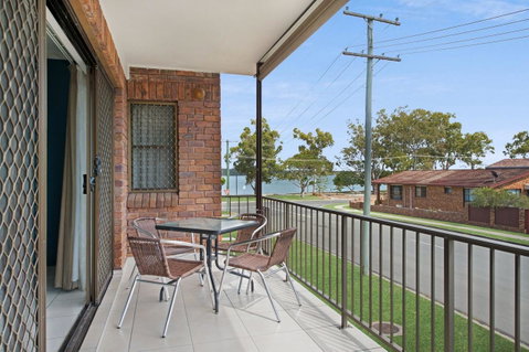 Waterviews,Pool, Wifi Its All Here !- Welsby Pde, Bongaree - New South Wales Tourism  0