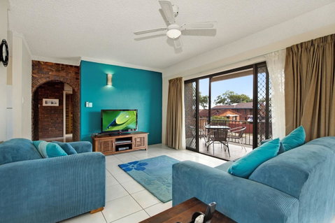 Waterviews,Pool, Wifi Its All Here !- Welsby Pde, Bongaree - New South Wales Tourism  11