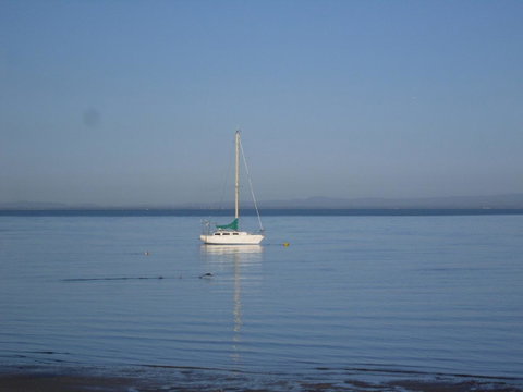Quiet Location Across From Waterfront - South Esp, Bongaree - New South Wales Tourism  4