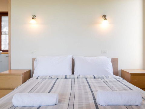 Laguna House - New South Wales Tourism  12