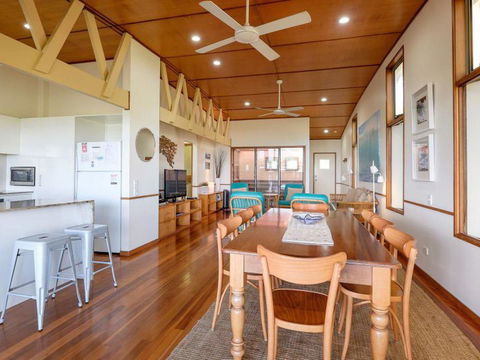Claytons 1 By Discover Stradbroke - New South Wales Tourism  17