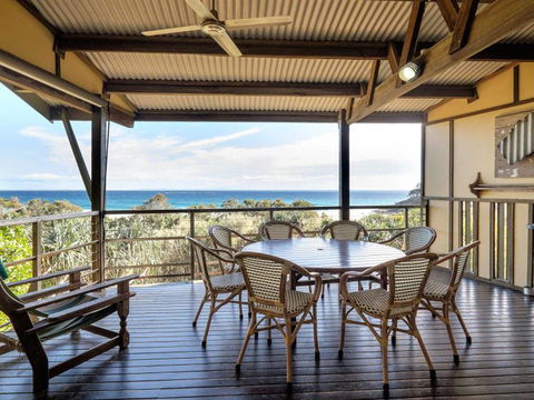 Claytons 1 By Discover Stradbroke - New South Wales Tourism  12