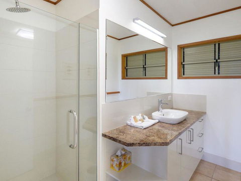Claytons 1 By Discover Stradbroke - New South Wales Tourism  19