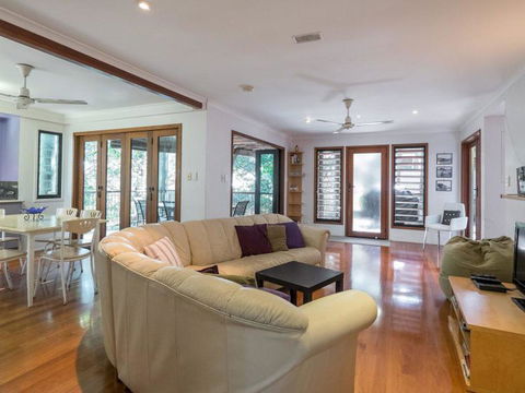 Billa Blue By Discover Stradbroke - New South Wales Tourism  4
