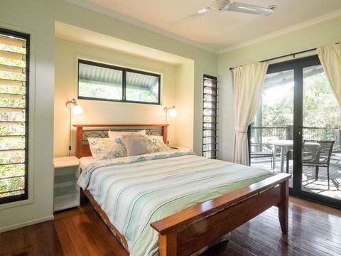 Billa Blue By Discover Stradbroke - New South Wales Tourism  0