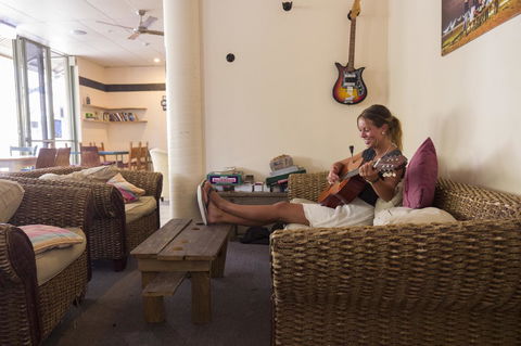 Manta Lodge YHA & Scuba Centre - New South Wales Tourism  4