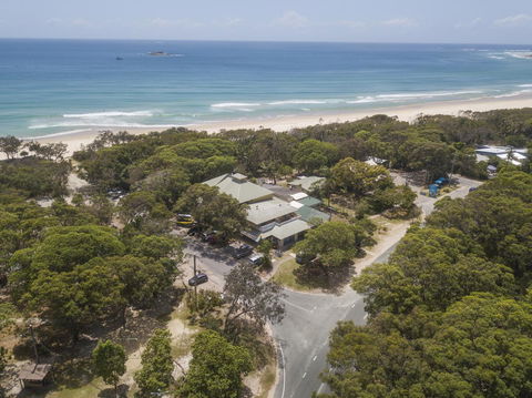 Manta Lodge YHA & Scuba Centre - New South Wales Tourism  2