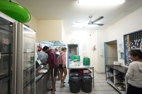 Manta Lodge YHA & Scuba Centre - New South Wales Tourism  6
